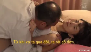 Gạ nắc em cạnh bên nhà dâm dục khi ông chồng đi vắng